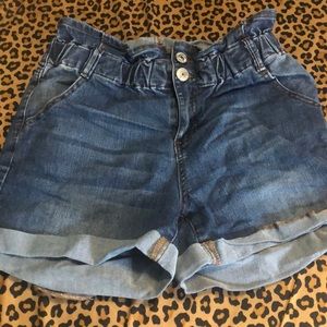 Blue jean paper bag shorts 😁💕